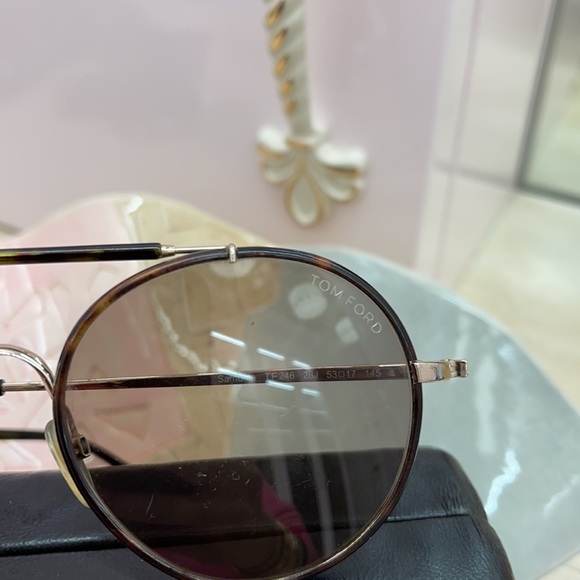 Tom Ford round sunglasses tortoise frame - Picture 4 of 4